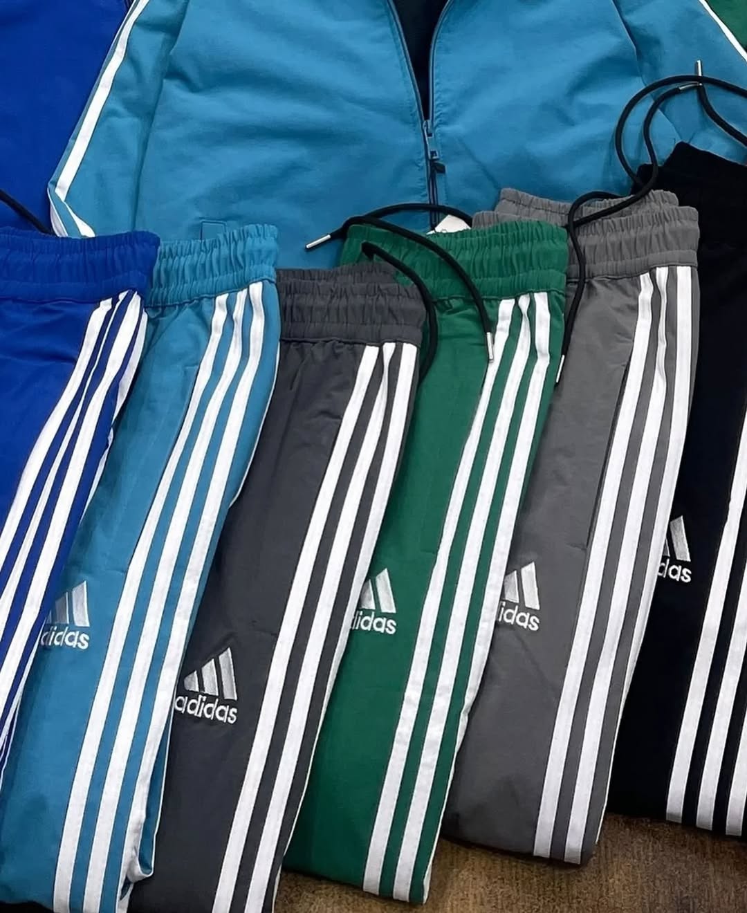Adidas Tracksuits Pallet – Wholesale Authentic Adidas Apparel for Sale | $1,000 view 3