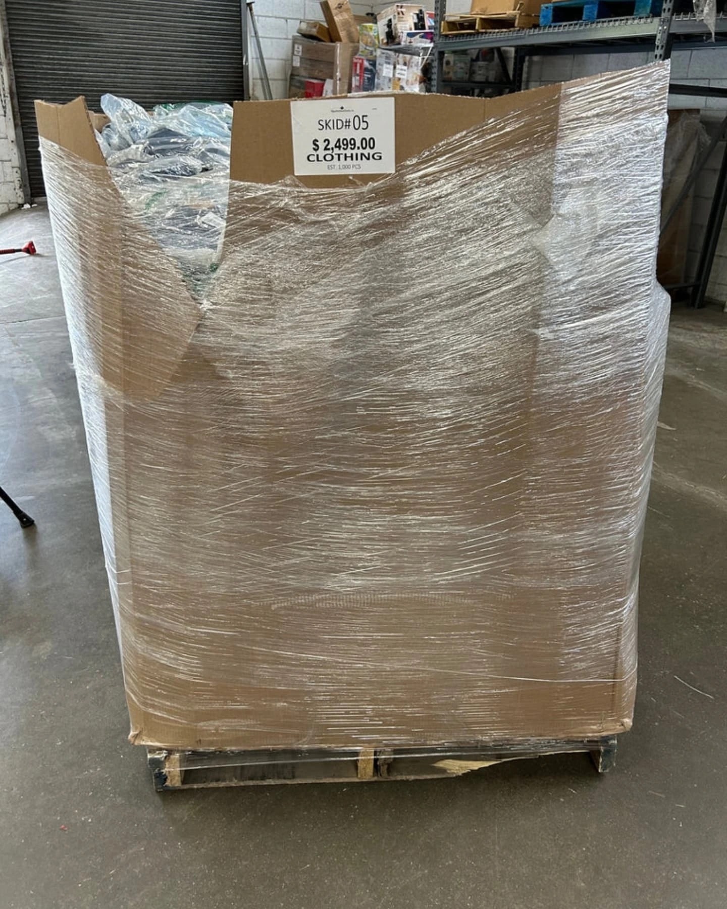 Amazon Clothing Return Pallets view 4