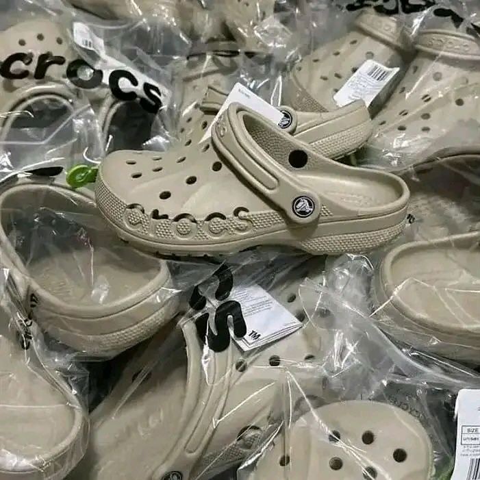 Crocs Pallet – Wholesale Authentic Crocs Footwear for Sale | 350 Pairs for $600 view 4
