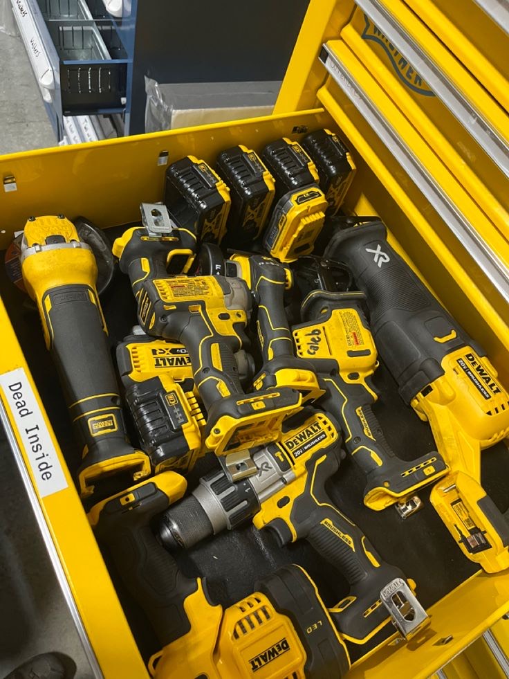 Buy DeWalt Tool Pallet – Wholesale Power Tools | 60-70 Brand New Tools for $600 view 2