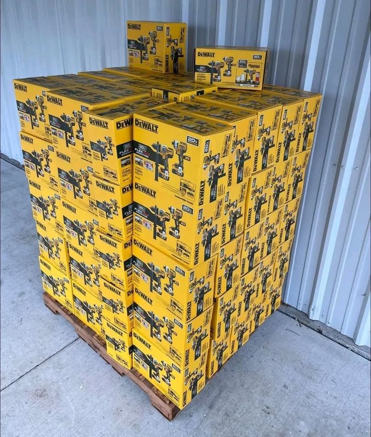 Buy DeWalt Tool Pallet – Wholesale Power Tools | 60-70 Brand New Tools for $600 view 4
