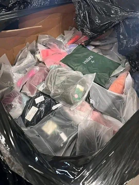 Halara Clothing Pallets view 3