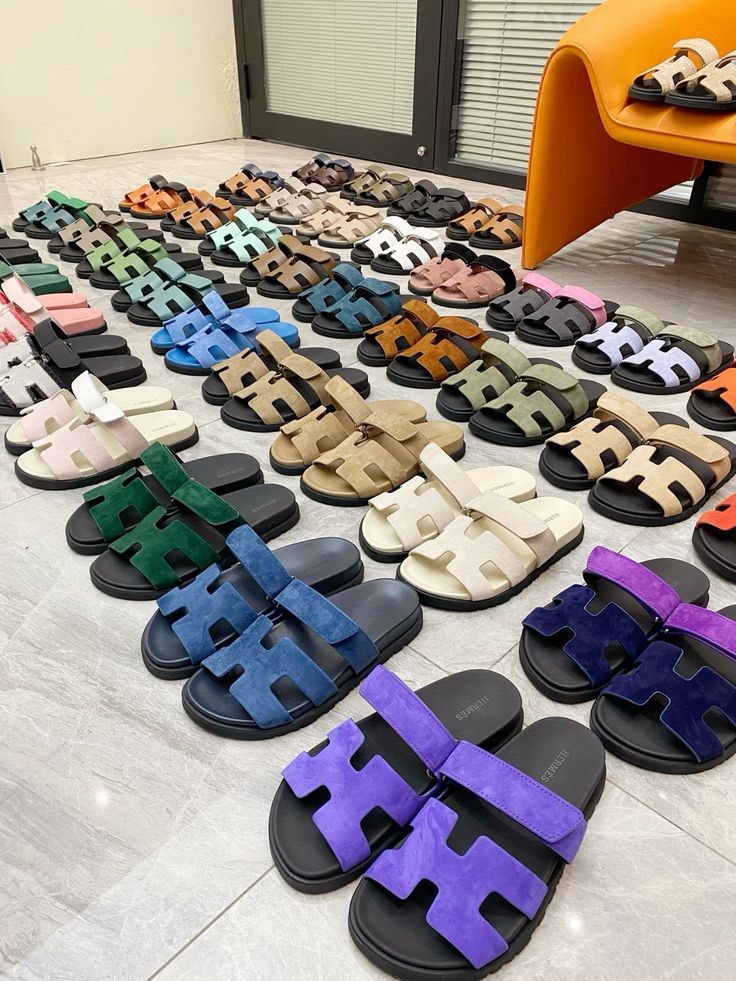 Kid's Sandals Pallets view 3