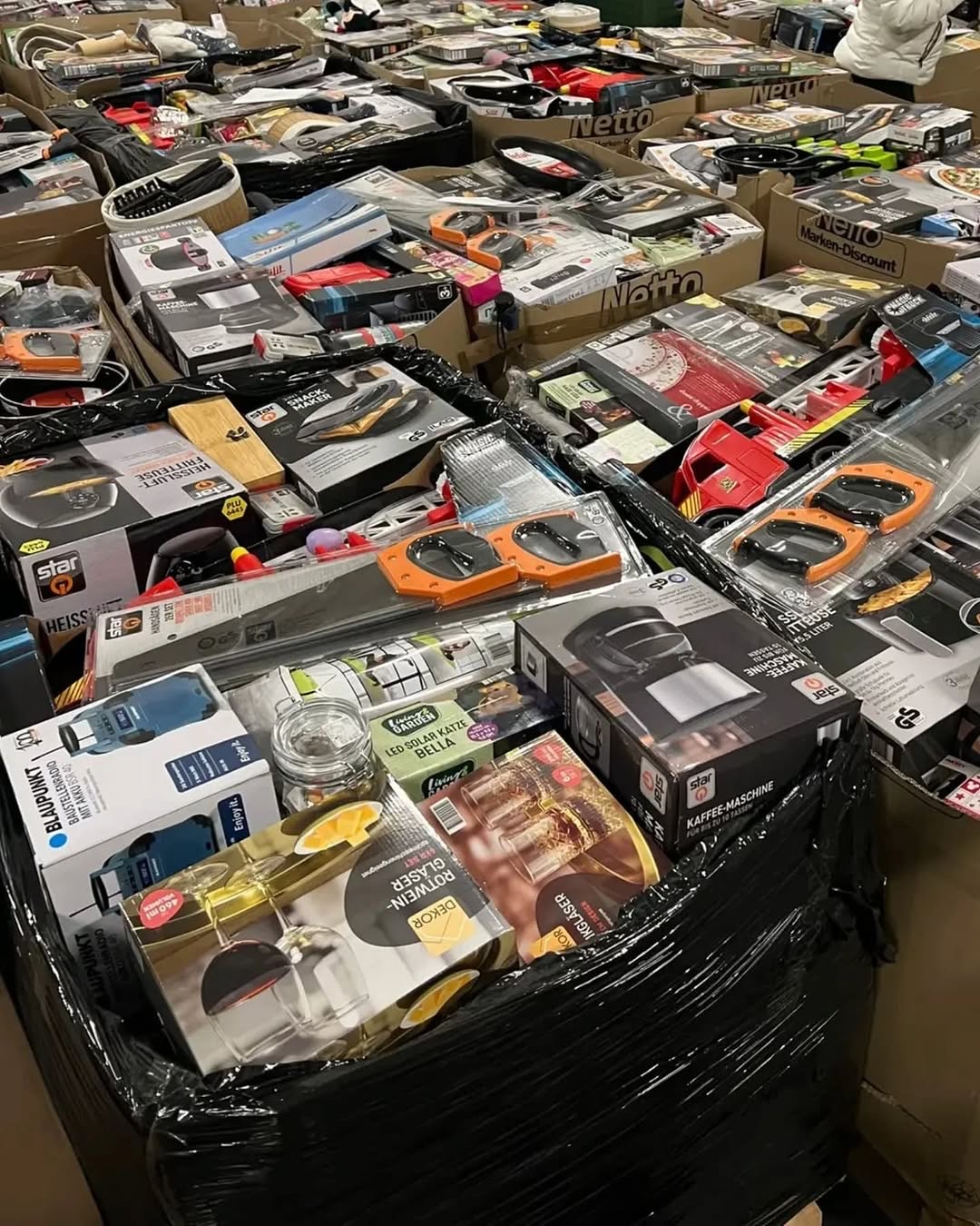 Kitchen Accessories Pallet – 350 Packs Stainless Steel Cutlery | $500 Per Pallet view 4