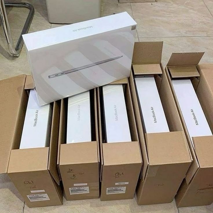 MacBook Pallets – 10 Units | $6,000 | MacBook Air M1/M2 | 1-Year AppleCare+ view 4