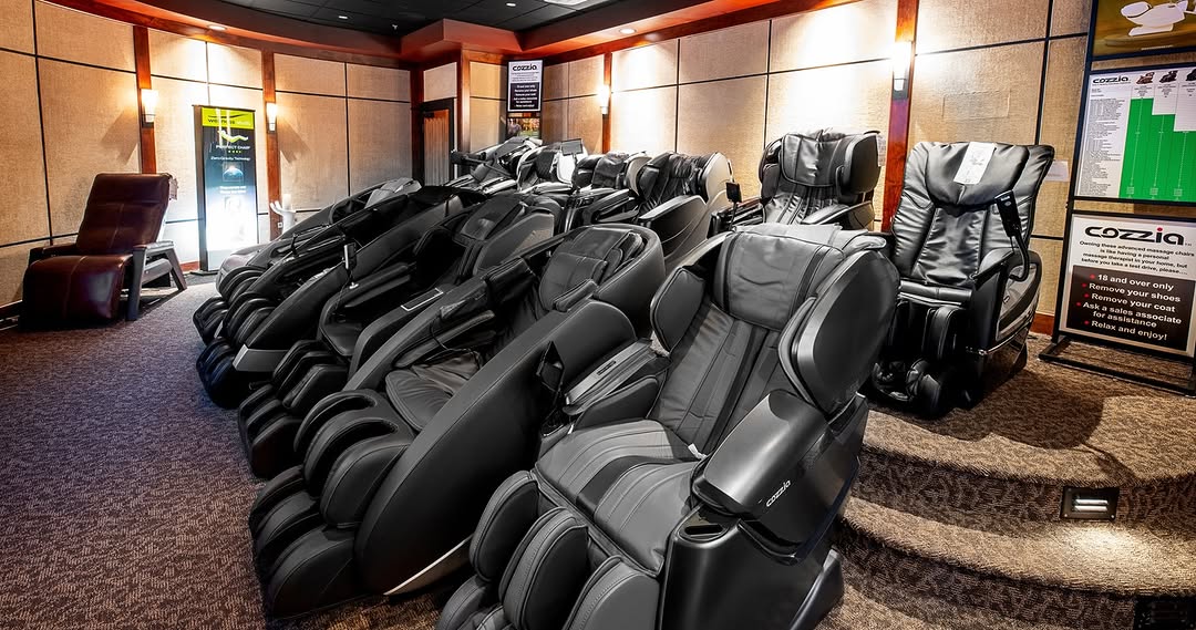 Massage Chair – Full Body Reclining Heated Zero Gravity | $590 Each | Truckload of 100 for $30,000 view 4