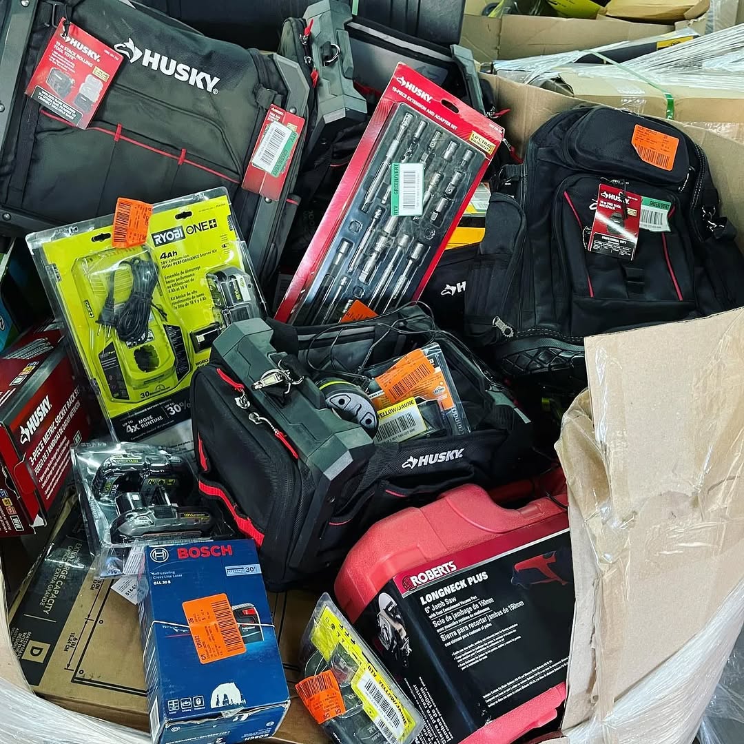 New & Return Merchandise Tool Pallets view 2