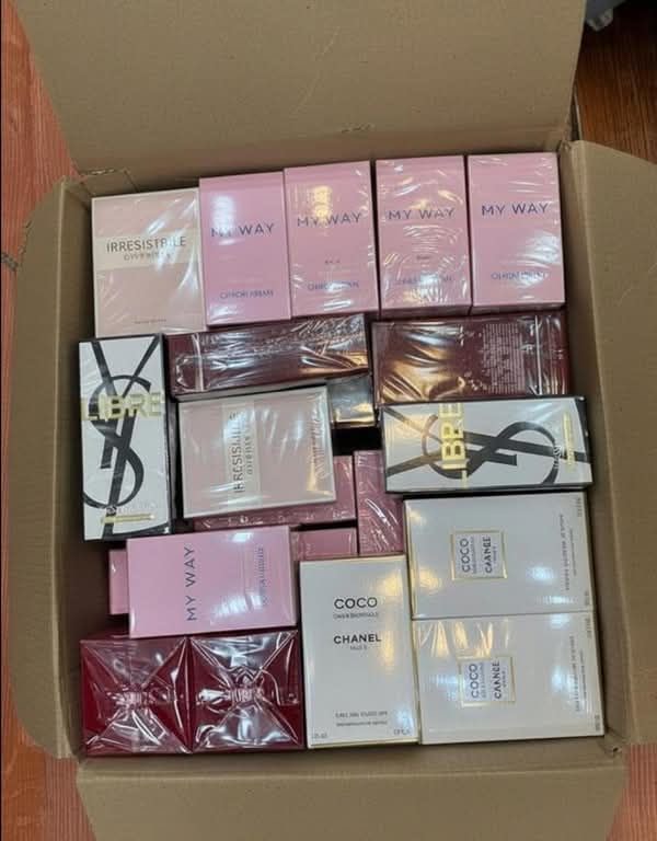 Perfume Pallets view 2