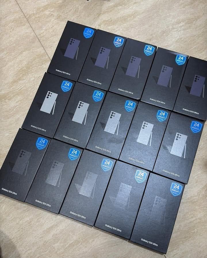 Samsung Galaxy S22 Ultra Pallet – 20 Units | $6,500 | 108MP Camera | S Pen Included view 4