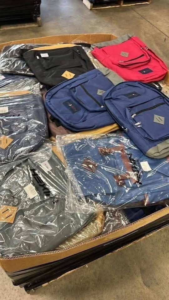 School Bags Pallets – Backpacks, Lunch Bags & Supplies | 200 Pieces | $420 view 4
