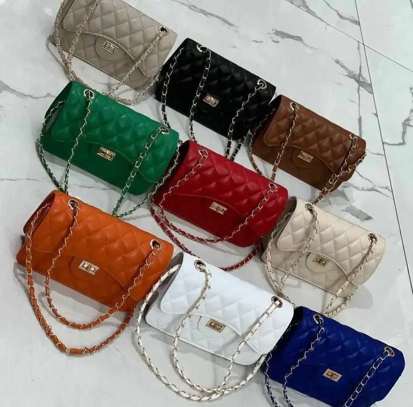 Women's Bags Pallets – Designer Handbags & Purses | 60 Pieces | $700 view 2