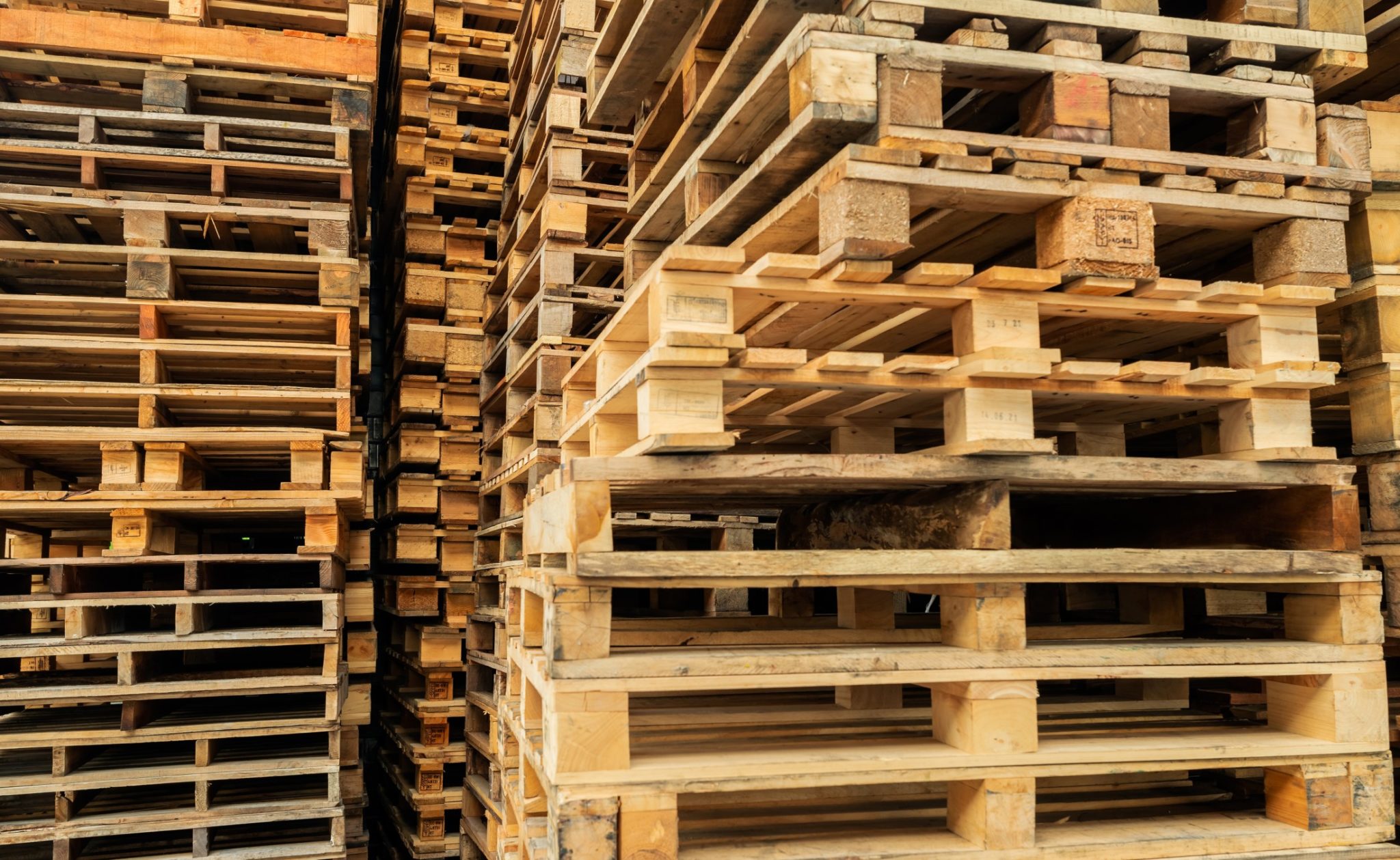 Wooden Pallets For Sale – Quality Durable Wood Pallets | $3,000 Per Truckload (600 Pallets) view 2